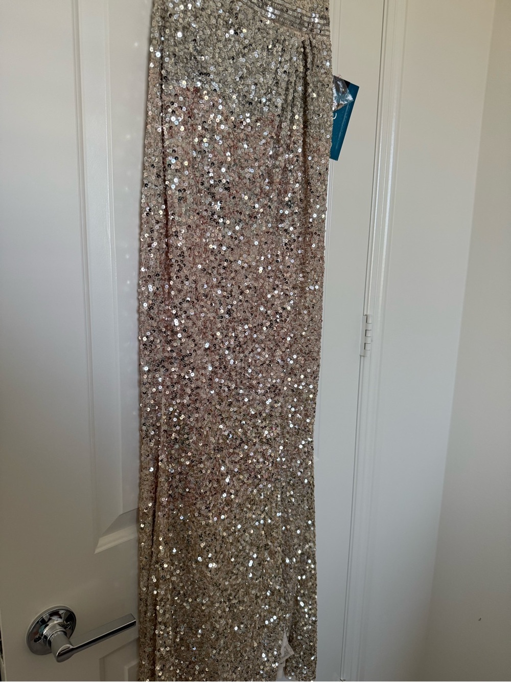 Mac Duggal 5489 size 2 NWT ombré trumpet cap sleeve beaded gown - Picture 5 of 10